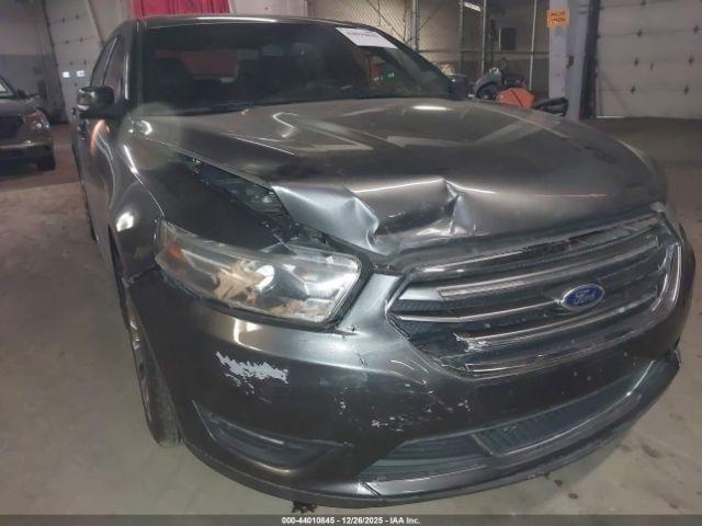 Ford Taurus Limited Image 5