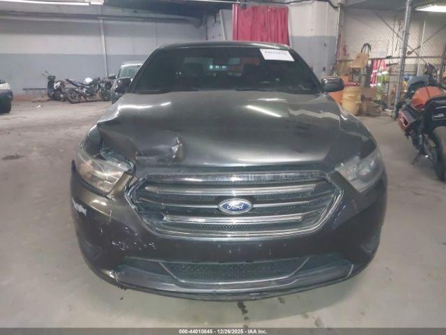 Ford Taurus Limited Image 2