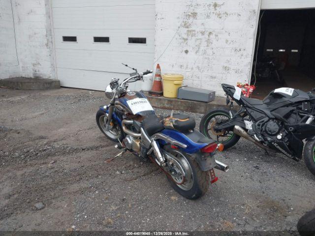 Suzuki Vz800 Image 3