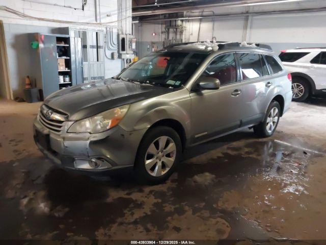 Subaru Outback 2.5i Premium Image 2