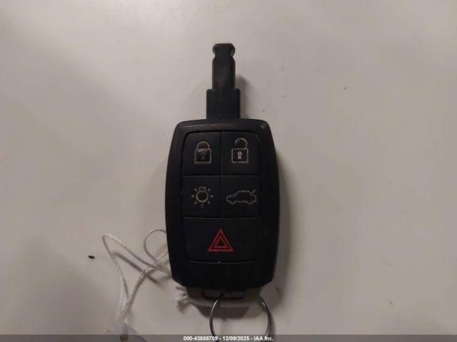 Volvo C70 T5 Image 7