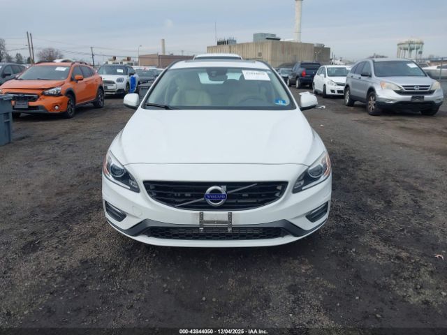 Volvo V60 T5 Dynamic Image 16