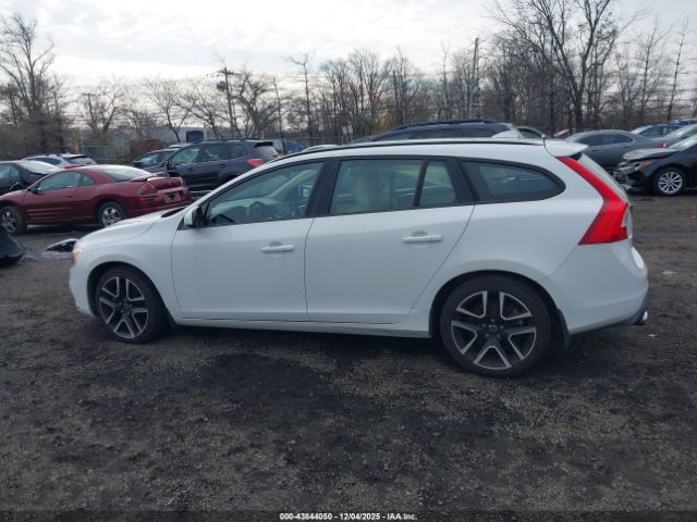 Volvo V60 T5 Dynamic Image 14
