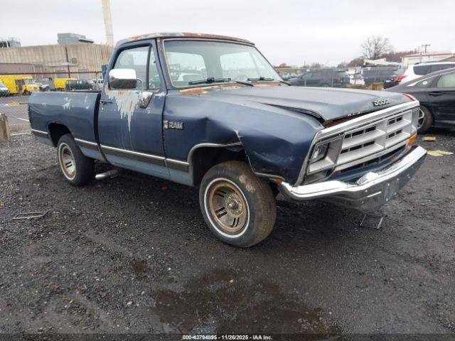  Salvage Dodge D-series