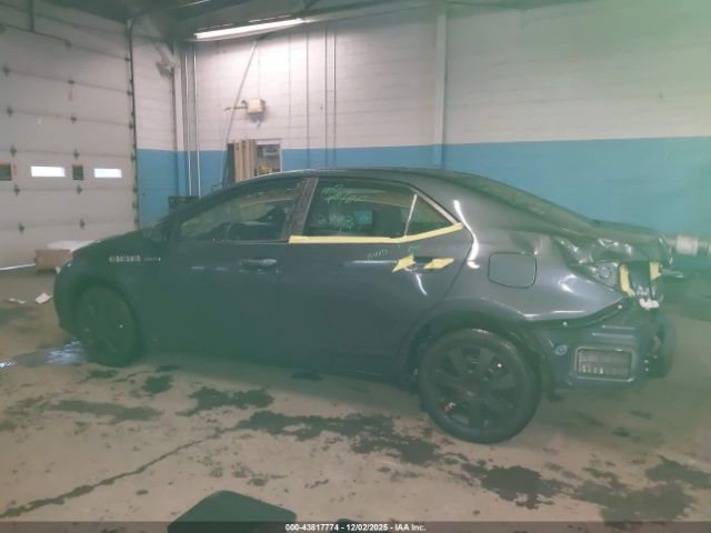 Toyota Corolla Le Image 11