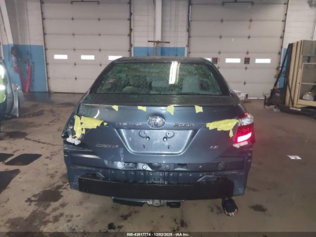 Toyota Corolla Le Image 13