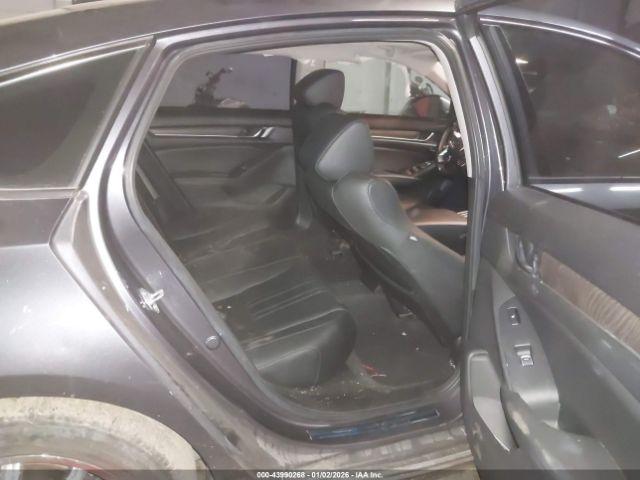 Honda Accord Touring Image 10