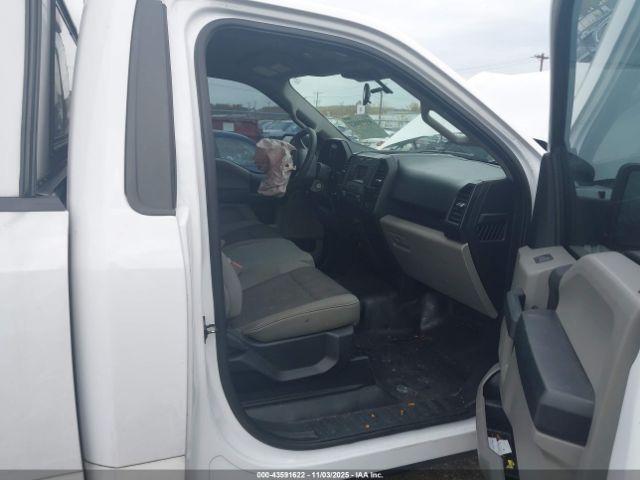 Ford F-150 Xl Image 3