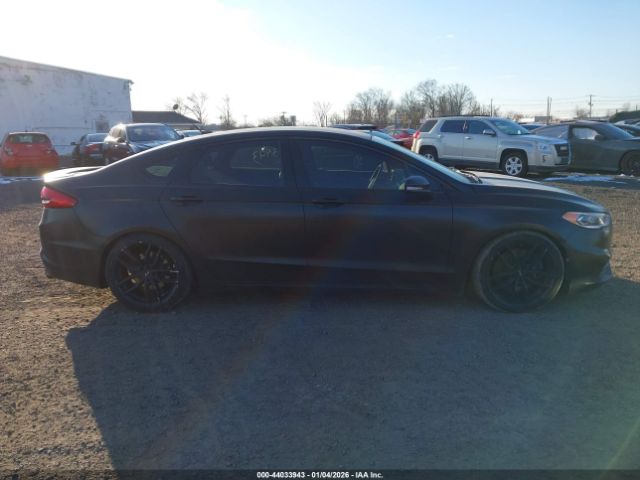 Ford Fusion Sport Image 12