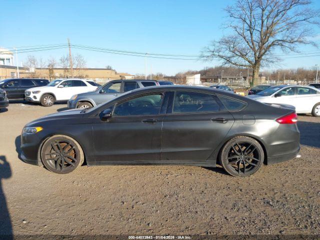 Ford Fusion Sport Image 11