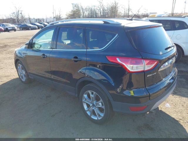 Ford Escape Titanium Image 12