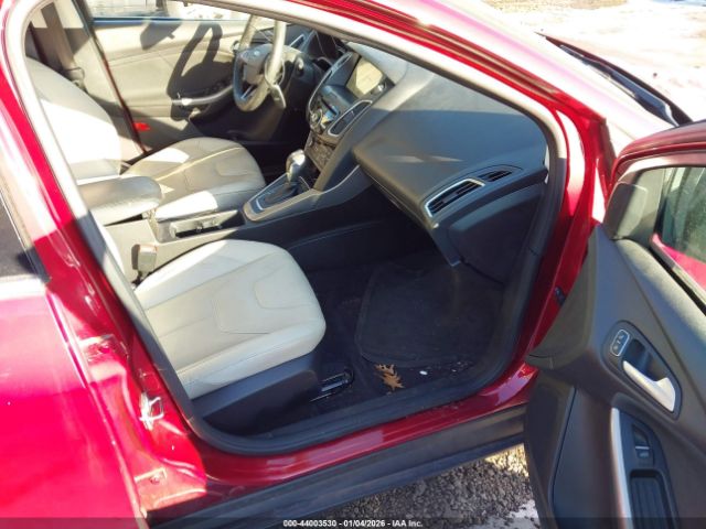 Ford Focus Titanium Image 11