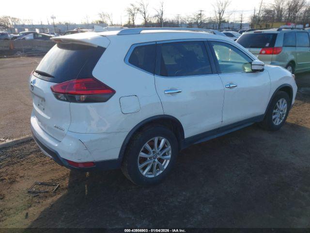 Nissan Rogue Sv Image 3