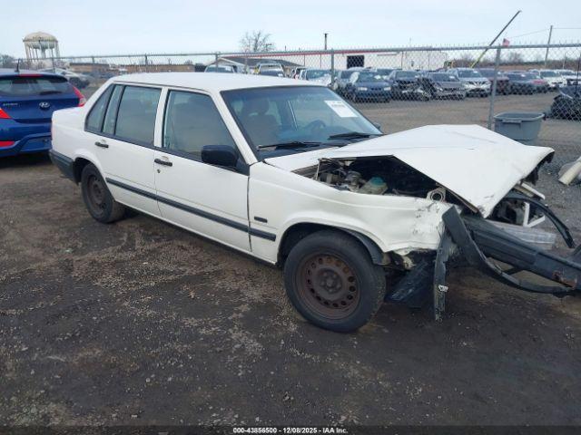  Salvage Volvo 940