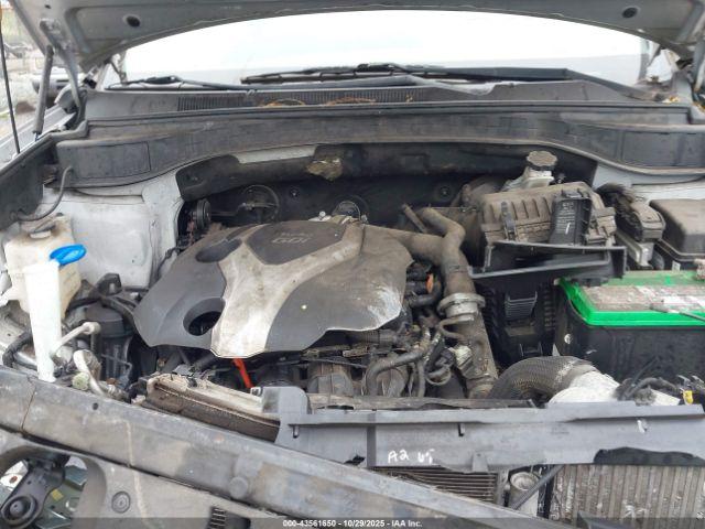 Hyundai SANTA FE 2.0l Turbo Image 9