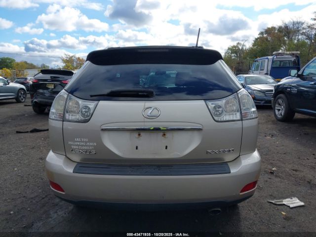 Lexus RX Image 14