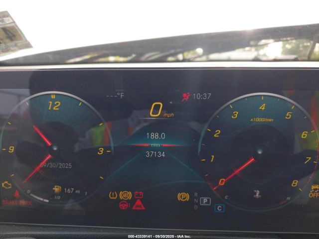 Mercedes-Benz GLB 4matic Image 11