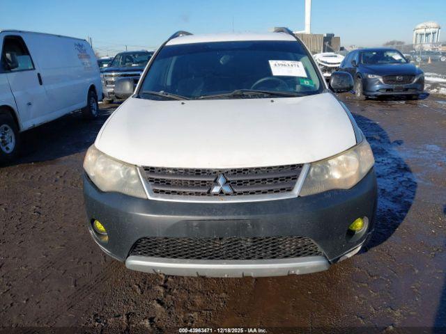 Mitsubishi Outlander Es Image 10