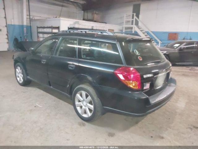 Subaru Outback 2.5i Image 16