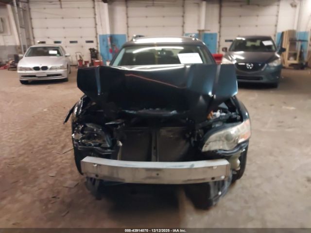 Subaru Outback 2.5i Image 2