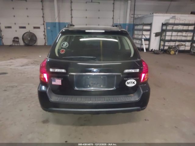 Subaru Outback 2.5i Image 12