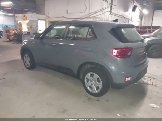 Hyundai VENUE Se Image 3