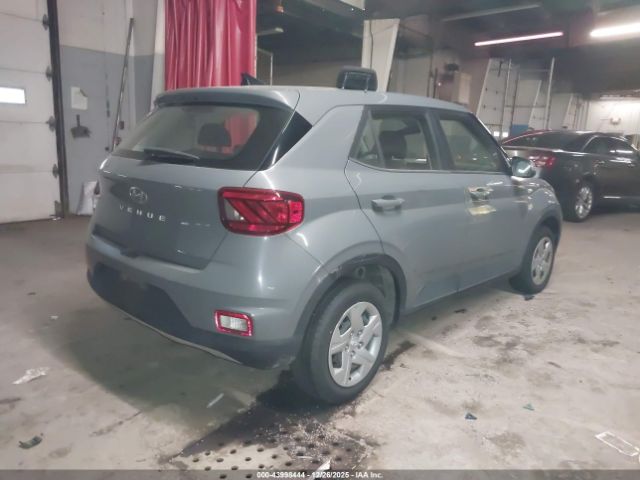 Hyundai VENUE Se Image 4