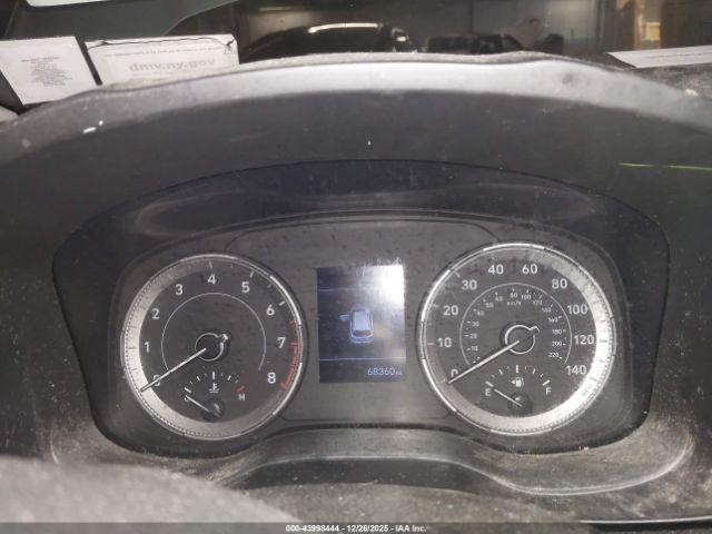 Hyundai VENUE Se Image 16