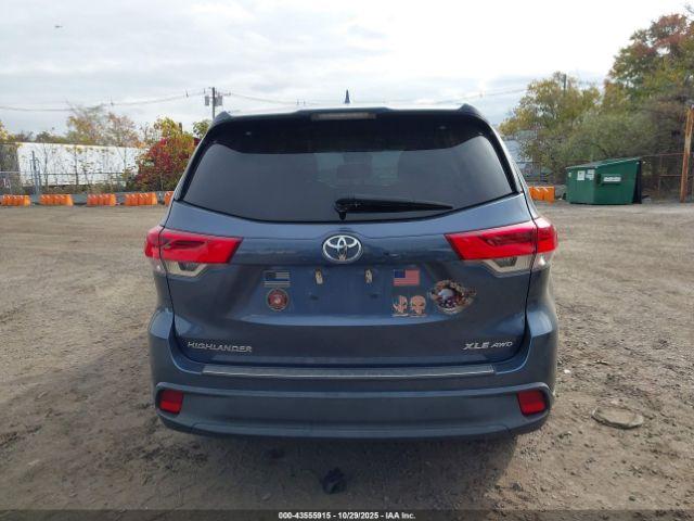 Toyota Highlander Xle Image 15