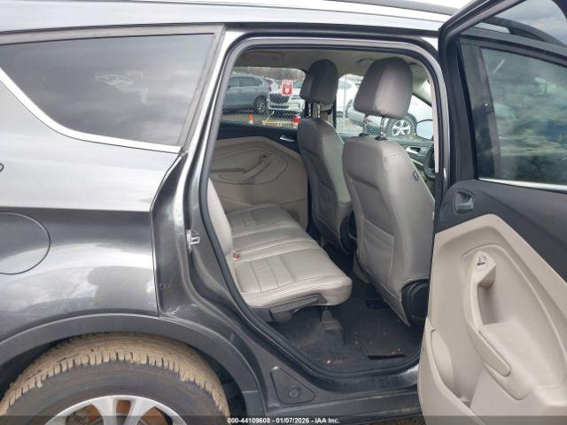 Ford Escape Se Image 4