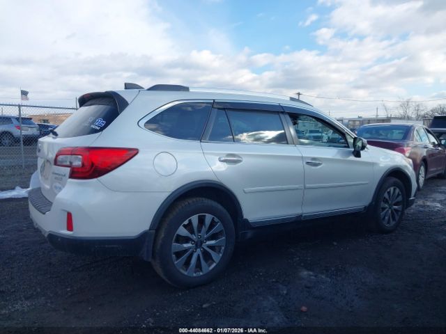 Subaru Outback 2.5i Touring Image 14