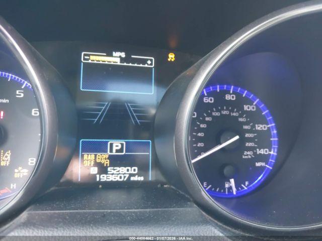 Subaru Outback 2.5i Touring Image 12