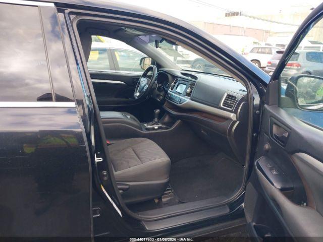 Toyota Highlander Le Image 7