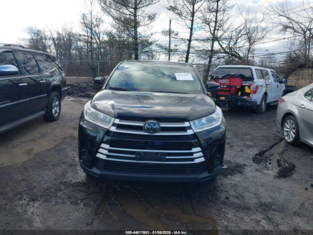 Toyota Highlander Le Image 14