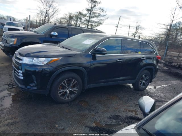 Toyota Highlander Le Image 8