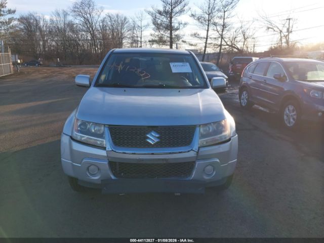 Suzuki Grand Vitara Image 8