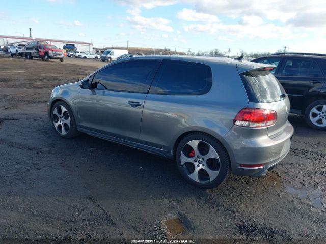 Volkswagen GTI 2-door Image 3