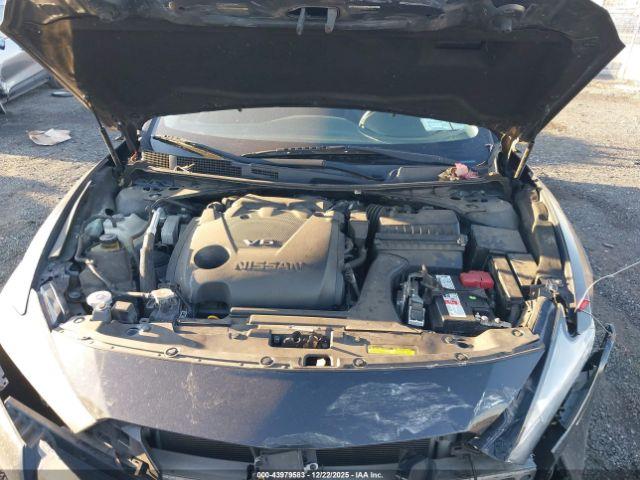 Nissan Maxima 3.5 S Image 14