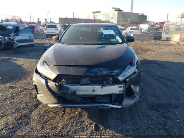 Nissan Maxima 3.5 S Image 11