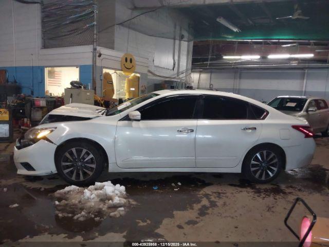 Nissan Altima 2.5 Sl Image 11