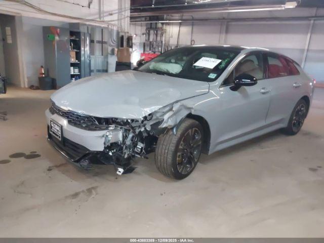 Kia K5 Gt-line Image 9