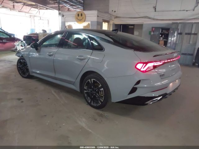 Kia K5 Gt-line Image 8