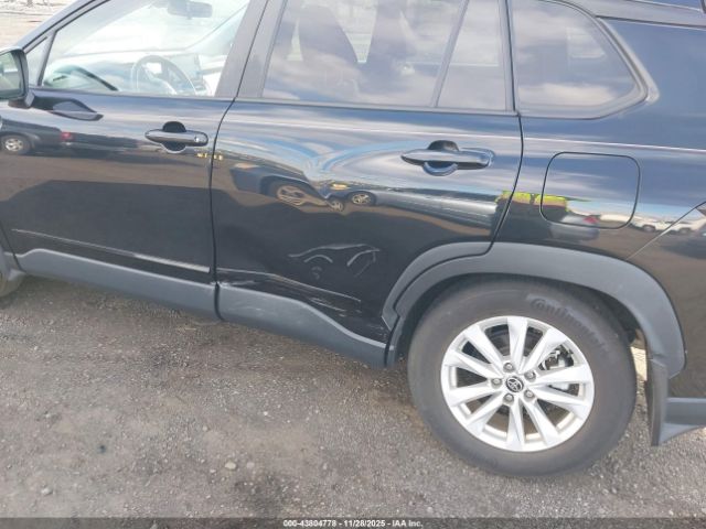 Toyota Corolla Le Image 6