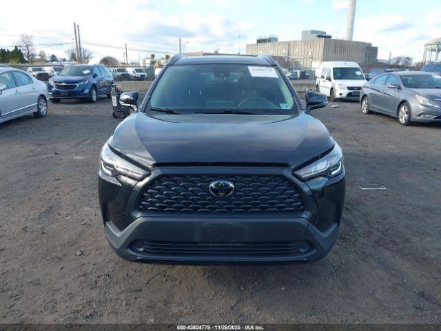 Toyota Corolla Le Image 16