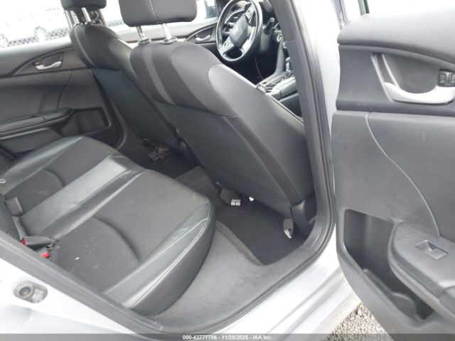 Honda Civic Sport Image 7