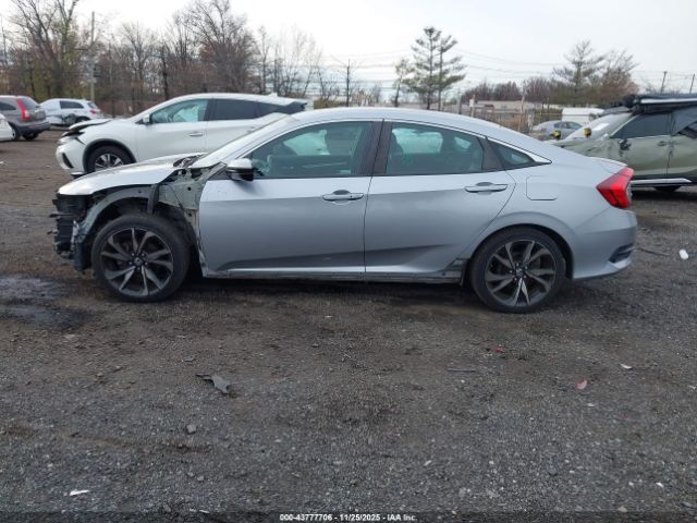 Honda Civic Sport Image 10