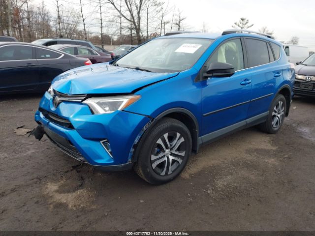 Toyota RAV4 Le Image 11