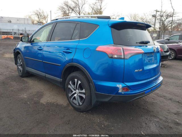 Toyota RAV4 Le Image 2