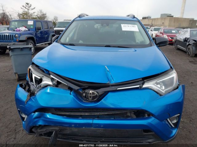 Toyota RAV4 Le Image 7