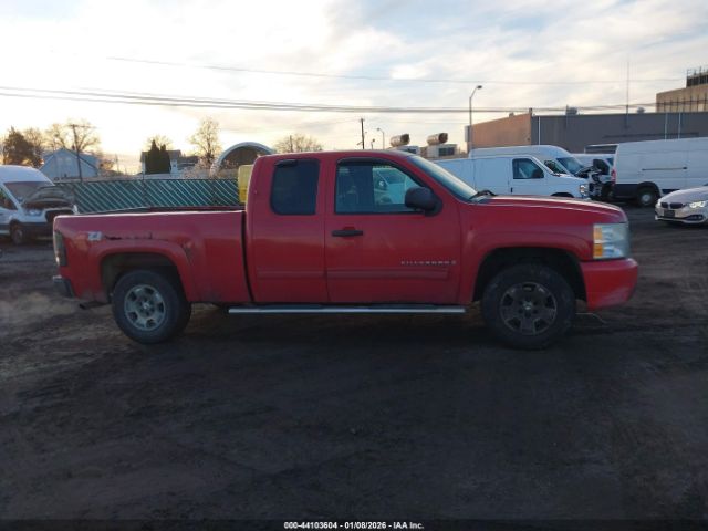 Chevrolet Silverado 1500 Lt Image 4